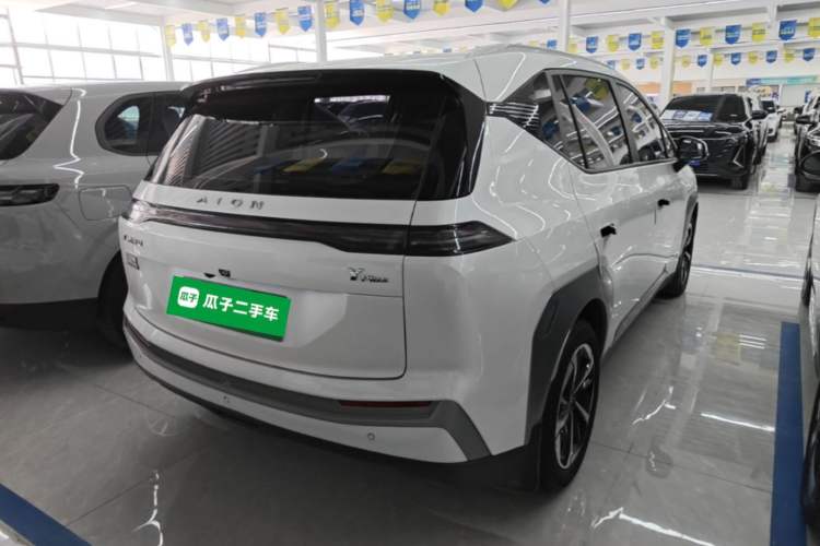 Used AION Y 2023 Younger Star Edition Rear Right 45 Deg