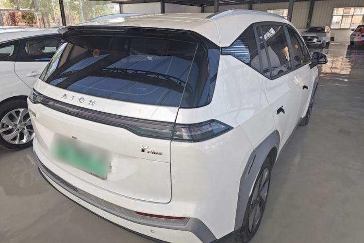 Used AION Y 2023 Plus 610 Enjoy Edition Rear Right 45 Deg