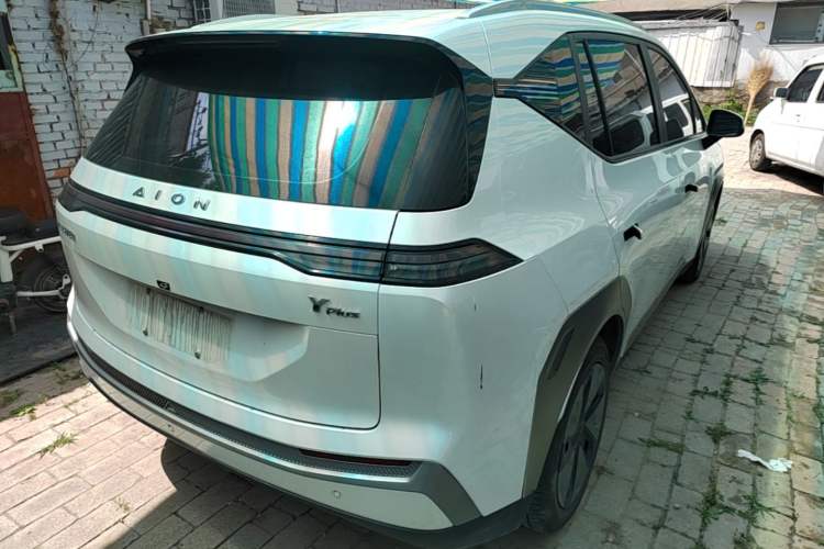 Used AION Y 2023 Plus 510 Enjoy Edition Rear Right 45 Deg