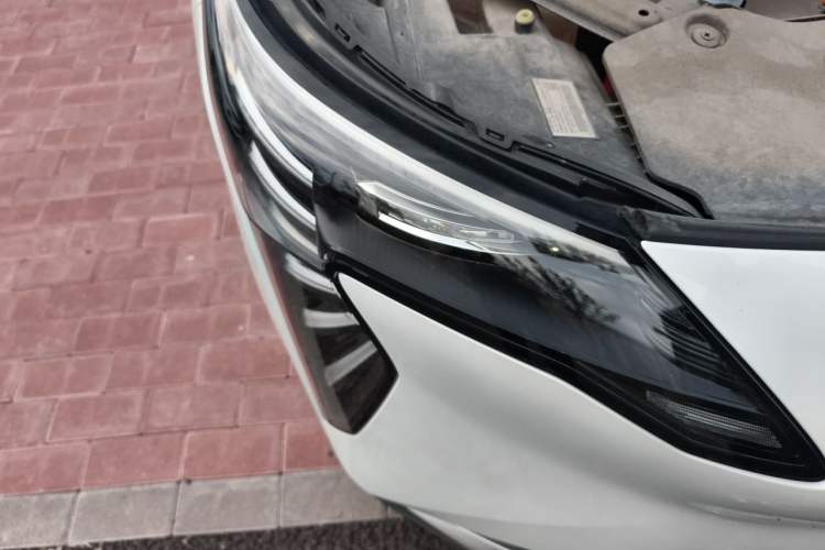 Used AION Y 2023 Plus 510 Enjoy Edition Right Front Headlight