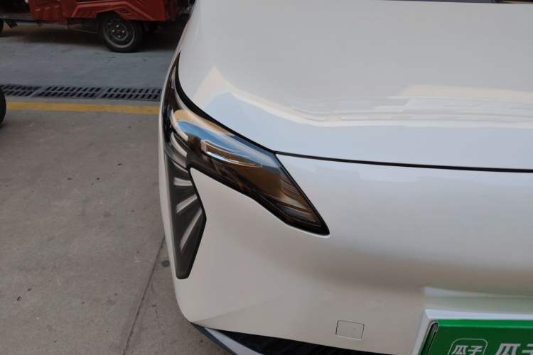 Used AION Y 2023 Plus 610 Enjoy Edition Right Front Headlight