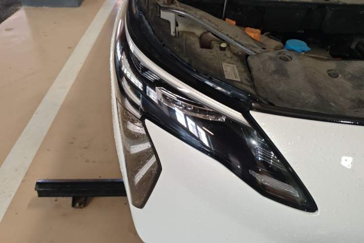 Used AION Y 2023 Plus 510 Smart Edition Right Front Headlight