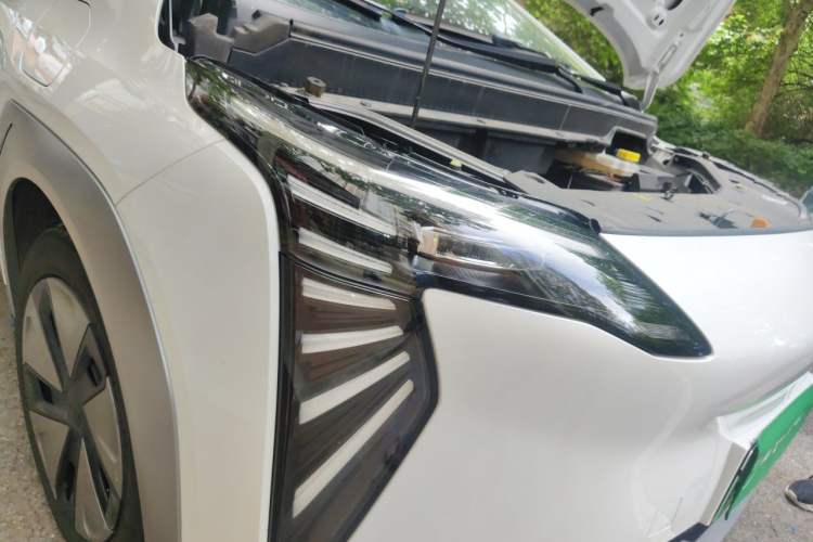 Used AION Y 2023 Plus 510 Enjoy Edition Right Front Headlight