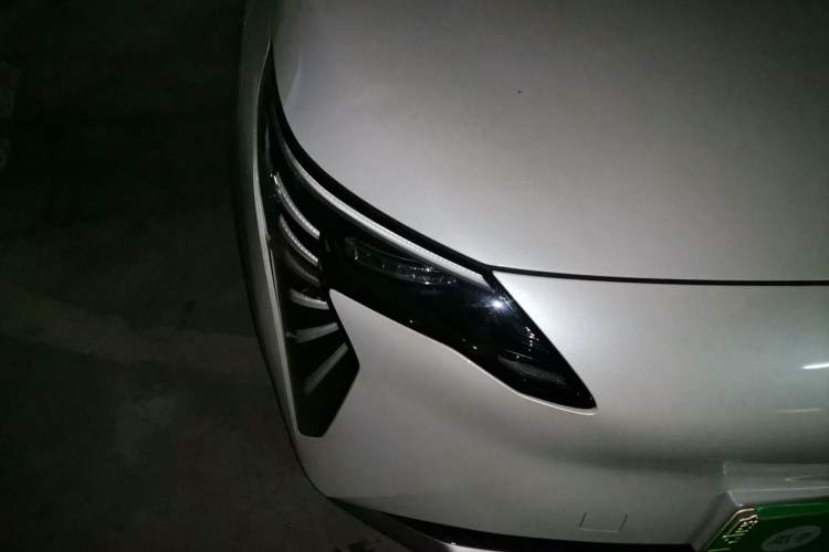 Used AION Y 2023 Plus 510 Enjoy Edition Right Front Headlight