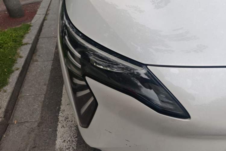 Used AION Y 2023 Younger Right Front Headlight