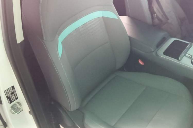 Used AION Y 2023 Plus 510 Enjoy Edition Right Front Seat