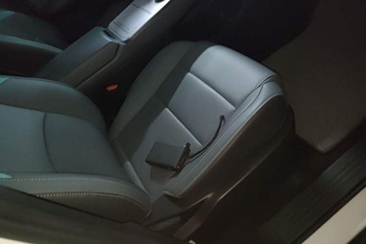 Used AION Y 2023 Younger Star Edition Right Front Seat