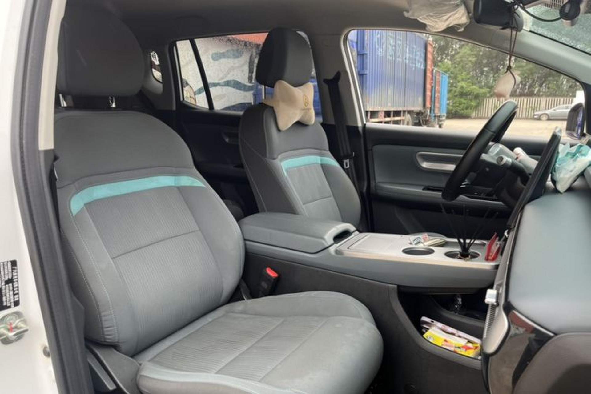 Used AION Y 2023 Plus 510 Enjoy Edition Right Front Seat