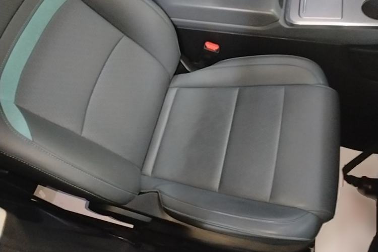 Used AION Y 2023 Younger Star Edition Right Front Seat