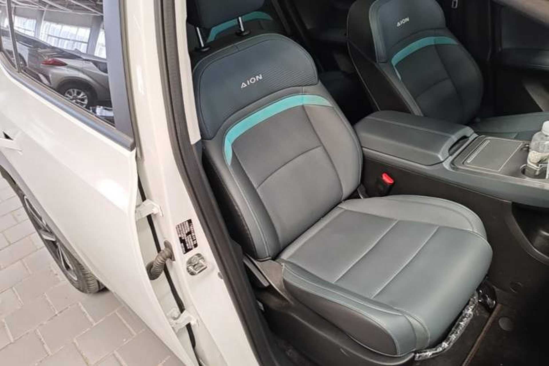 Used AION Y 2023 Younger Star Edition Right Front Seat