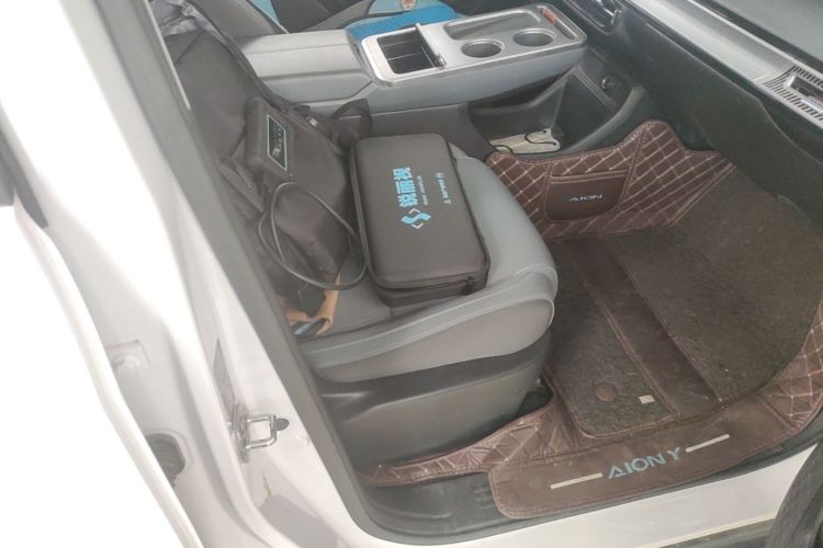 Used AION Y 2023 Younger Star Edition Right Front Seat