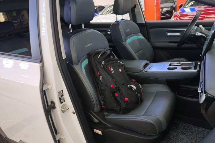 Used AION Y 2023 Plus 510 Smart Edition Right Front Seat