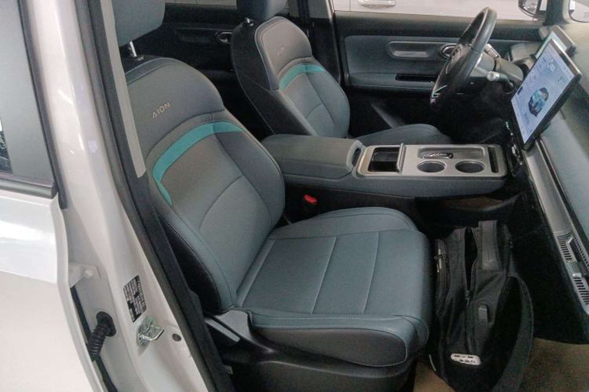 Used AION Y 2023 Younger Star Edition Right Front Seat