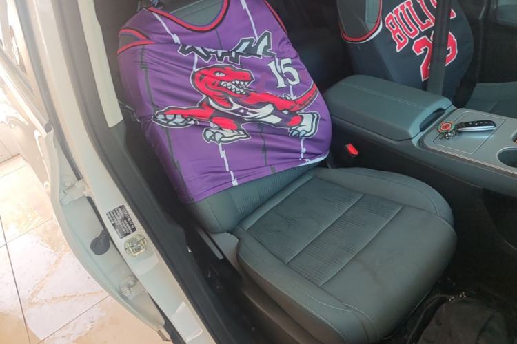 Used AION Y 2023 Younger Right Front Seat