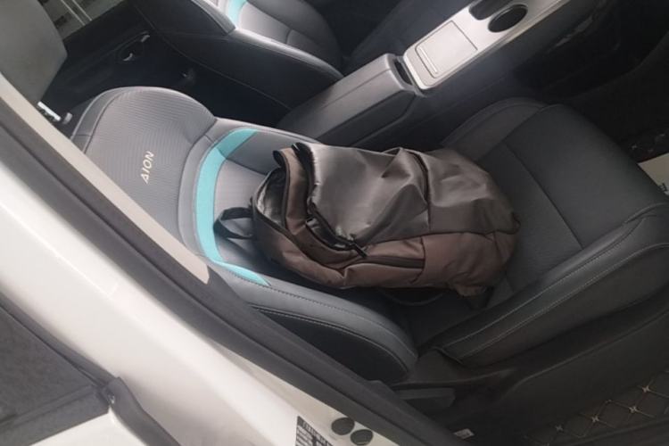 Used AION Y 2023 Plus 510 Smart Edition Right Front Seat