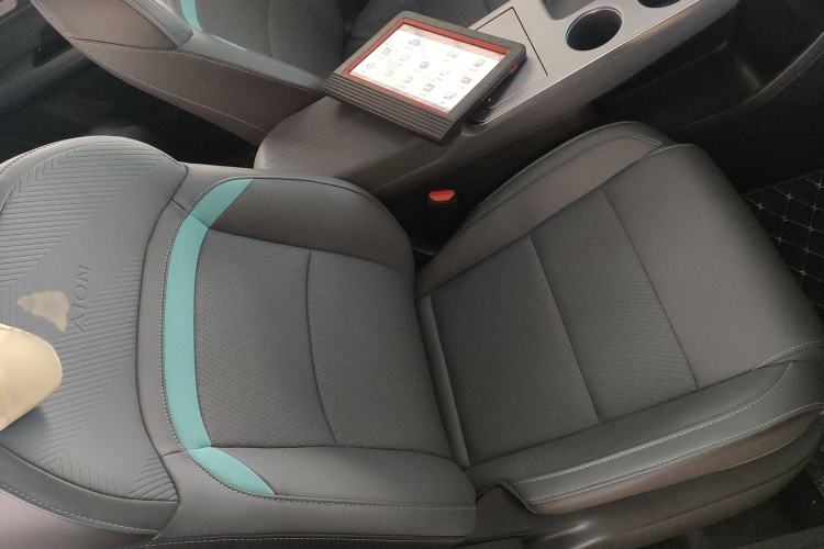 Used AION Y 2023 Plus 510 Smart Edition Right Front Seat