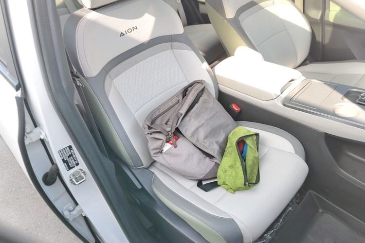 Used AION Y 2023 Plus 510 Smart Edition Right Front Seat