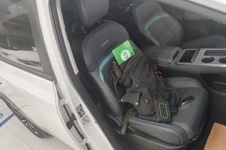 Used AION Y 2023 Younger Star Edition Right Front Seat