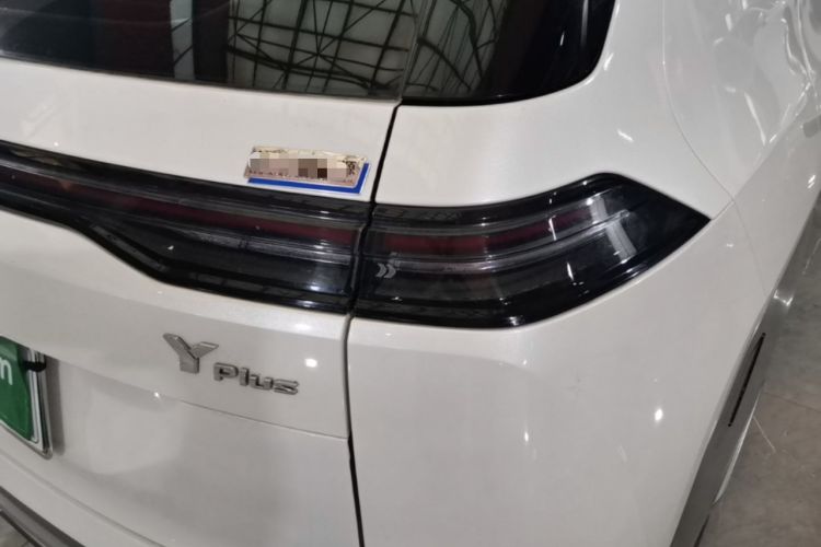 Used AION Y 2023 Plus 510 Tech Edition Right Rear Taillight