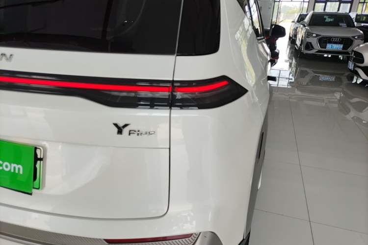 Used AION Y 2023 Younger Right Rear Taillight