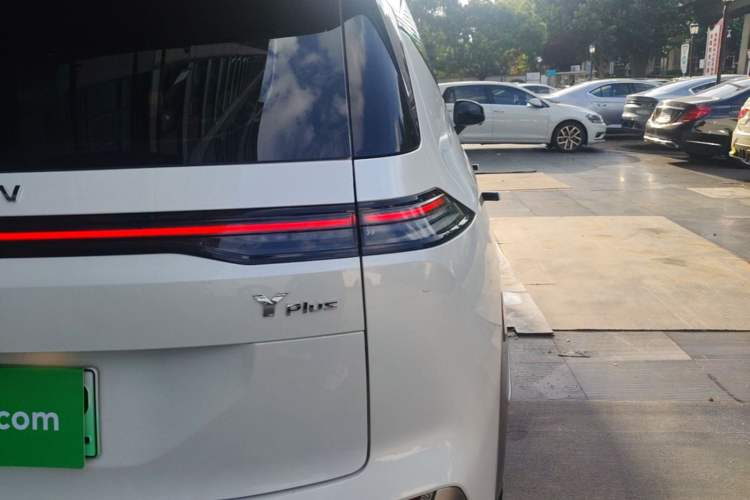 Used AION Y 2023 Younger Star Edition Right Rear Taillight