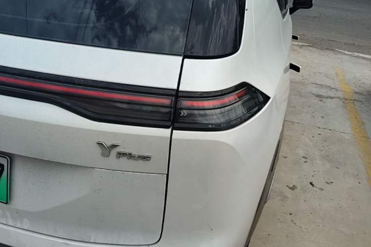 Used AION Y 2023 Plus 610 Enjoyment Edition Ternary Lithium Right Rear Taillight