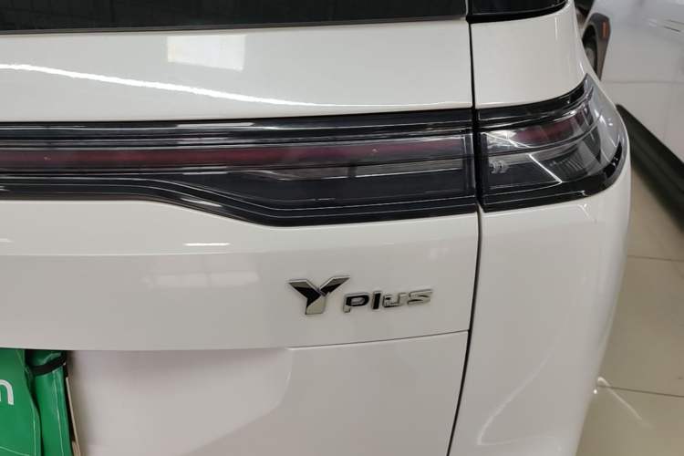 Used AION Y 2023 Plus 510 Smart Edition Right Rear Taillight