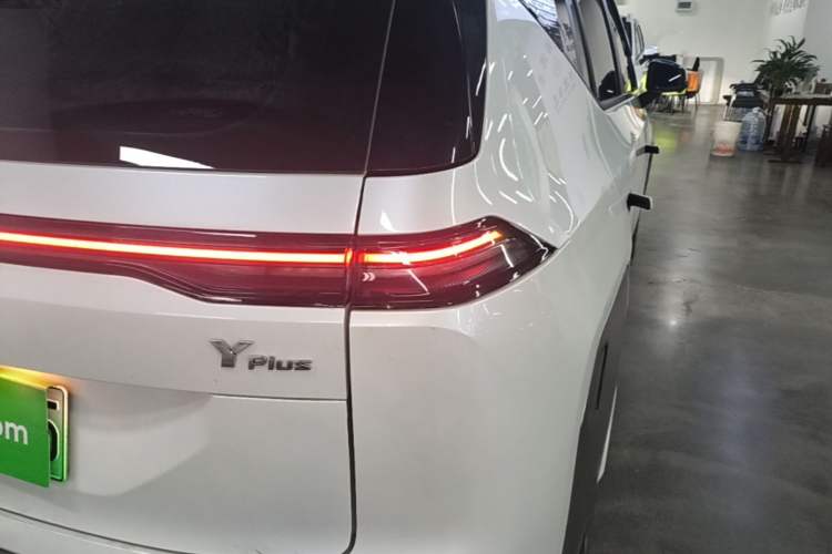 Used AION Y 2023 Younger Star Edition Right Rear Taillight