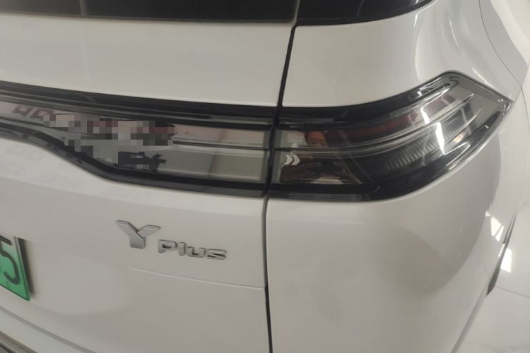 Used AION Y 2023 Plus 510 Smart Edition Right Rear Taillight