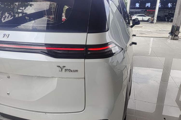 Used AION Y 2023 Plus 510 Enjoy Edition Right Rear Taillight