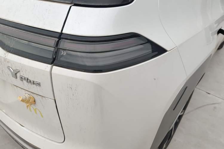 Used AION Y 2023 Plus 510 Smart Edition Right Rear Taillight