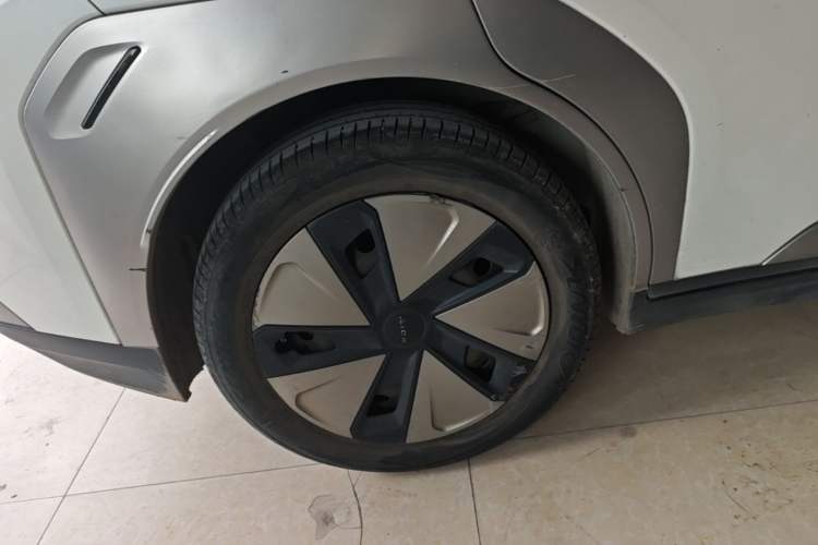 Used AION Y 2023 Plus 510 Enjoy Edition Right Rear Wheel Hub