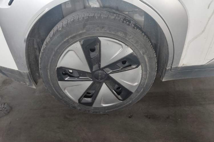 Used AION Y 2023 Younger Right Rear Wheel Hub