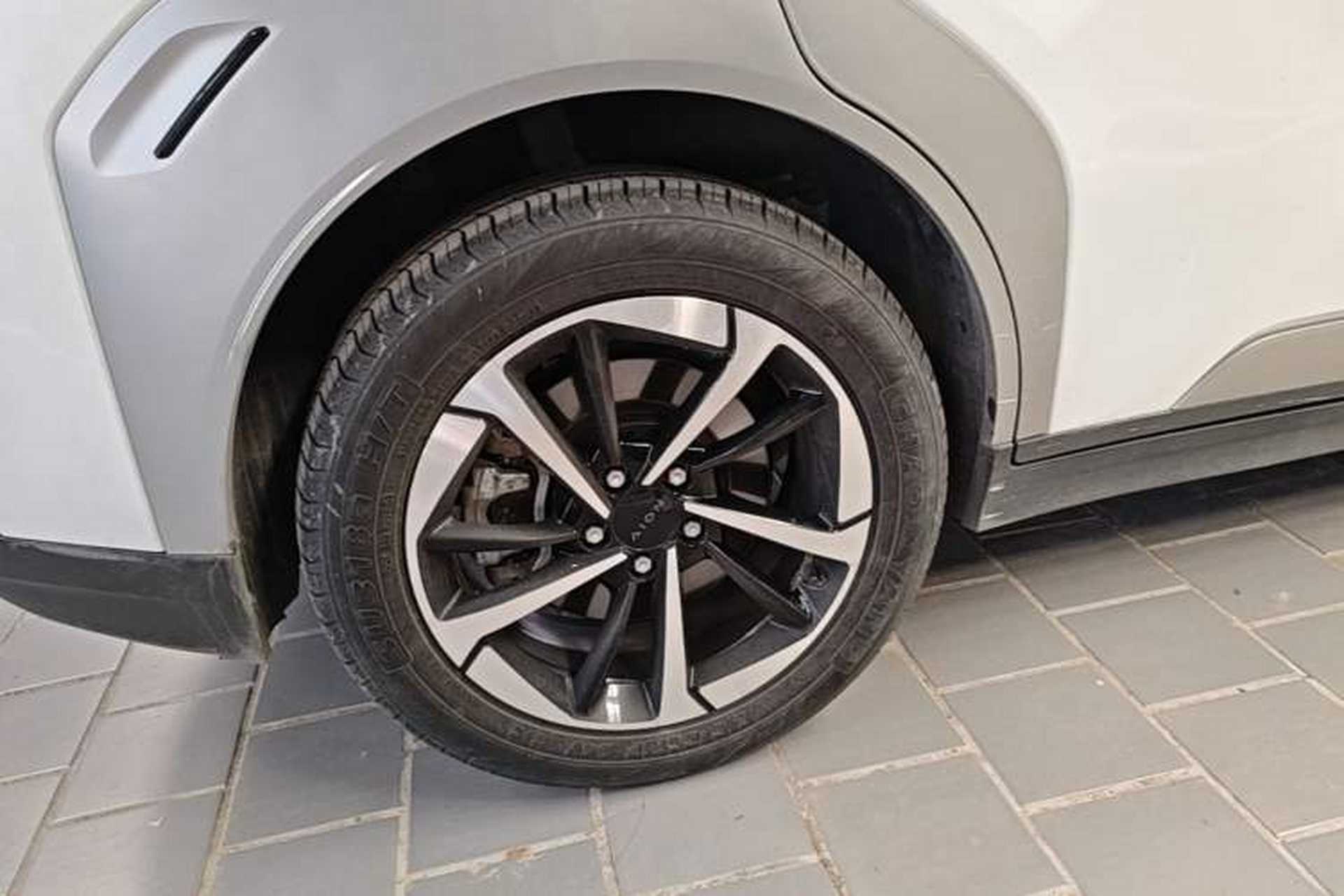 Used AION Y 2023 Younger Star Edition Right Rear Wheel Hub