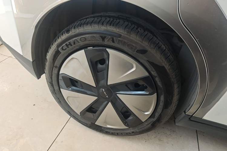 Used AION Y 2023 Younger Right Rear Wheel Hub