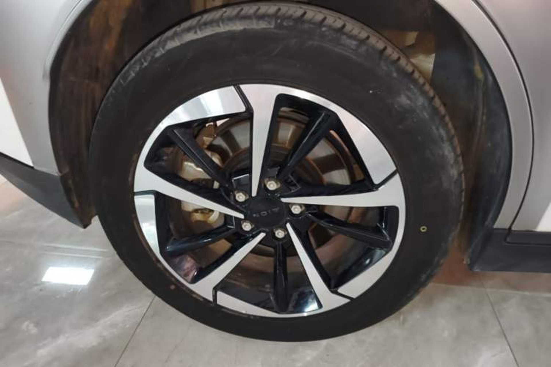 Used AION Y 2023 Plus 510 Smart Edition Right Rear Wheel Hub