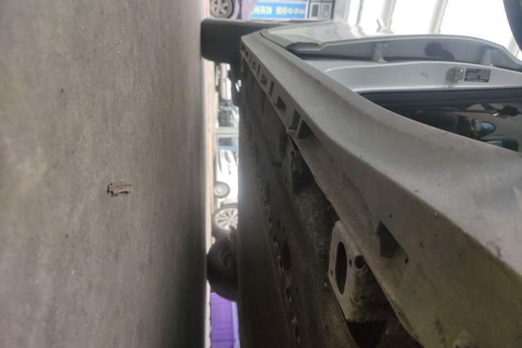 Used AION Y 2023 Younger Star Edition Right Side Sill