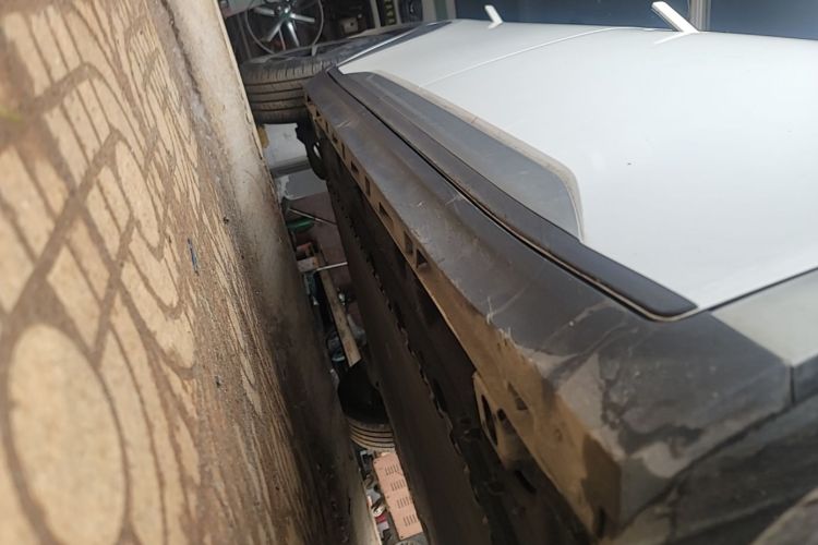 Used AION Y 2023 Younger Star Edition Right Side Sill