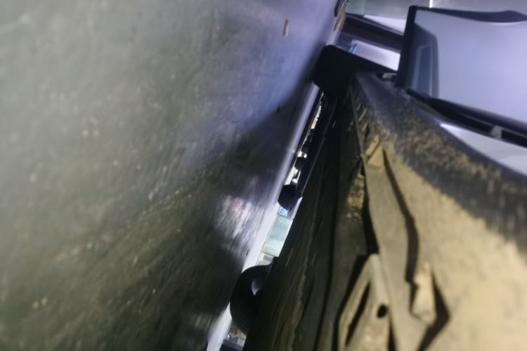 Used AION Y 2023 Plus 510 Smart Edition Right Side Sill