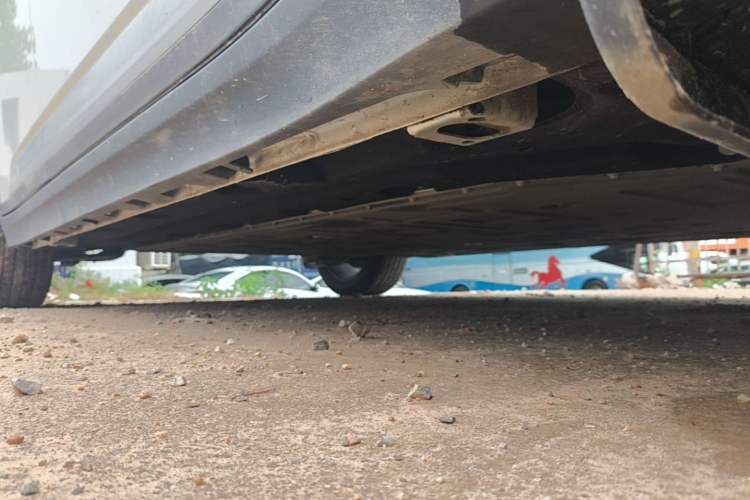 Used AION Y 2023 Plus 510 Smart Edition Right Side Sill