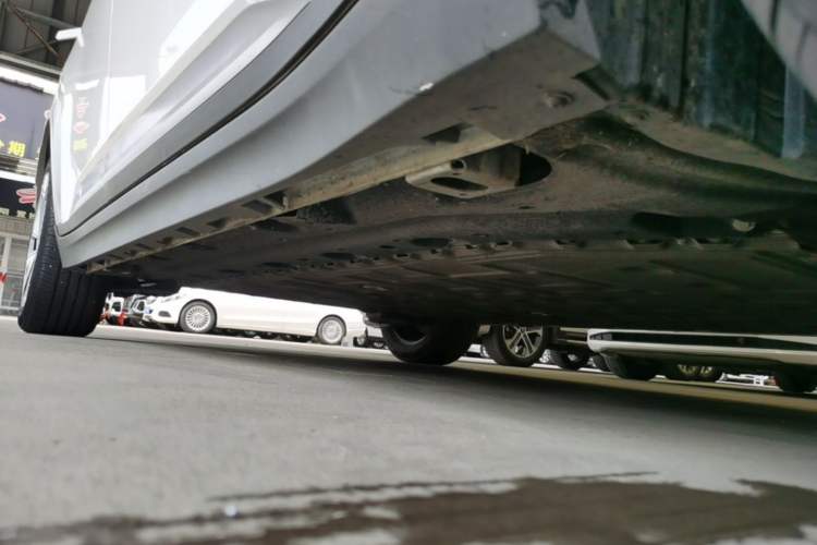 Used AION Y 2023 Plus 510 Enjoy Edition Right Side Sill