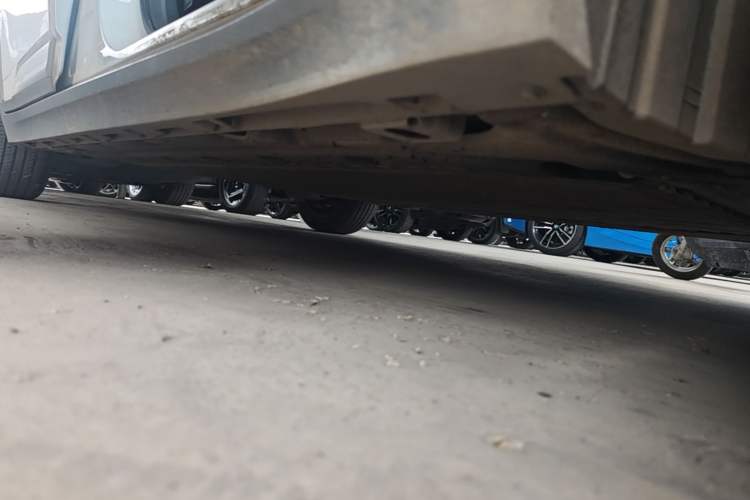 Used AION Y 2023 Plus 510 Enjoy Edition Right Side Sill