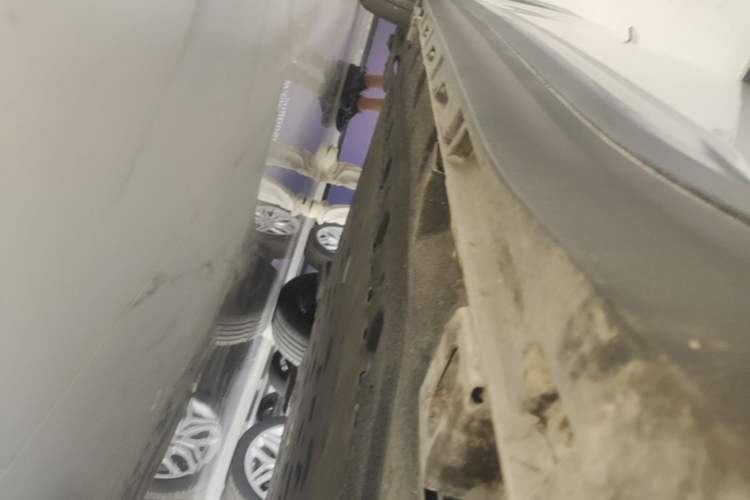 Used AION Y 2023 Plus 510 Smart Edition Right Side Sill