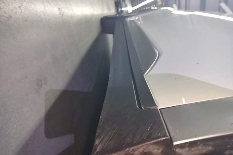 Used AION Y 2023 Plus 610 Enjoy Edition Right Side Sill