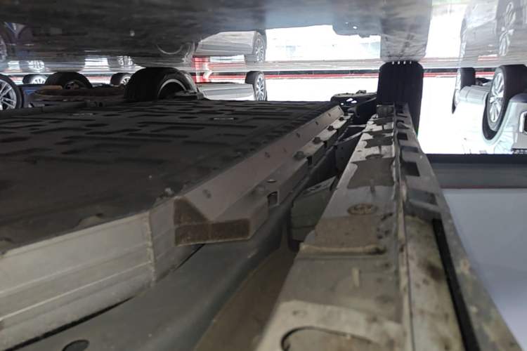 Used AION Y 2023 Plus 510 Smart Edition Right Side Sill