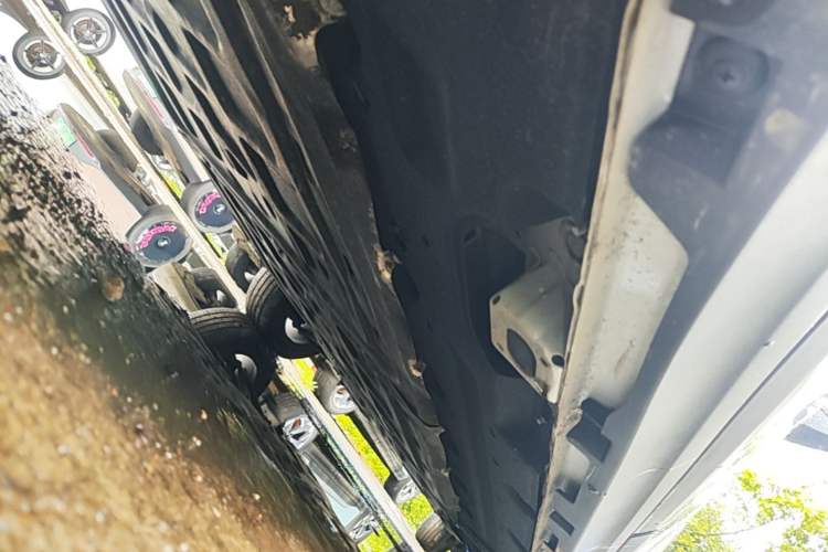 Used AION Y 2023 Plus 510 Smart Edition Right Side Sill