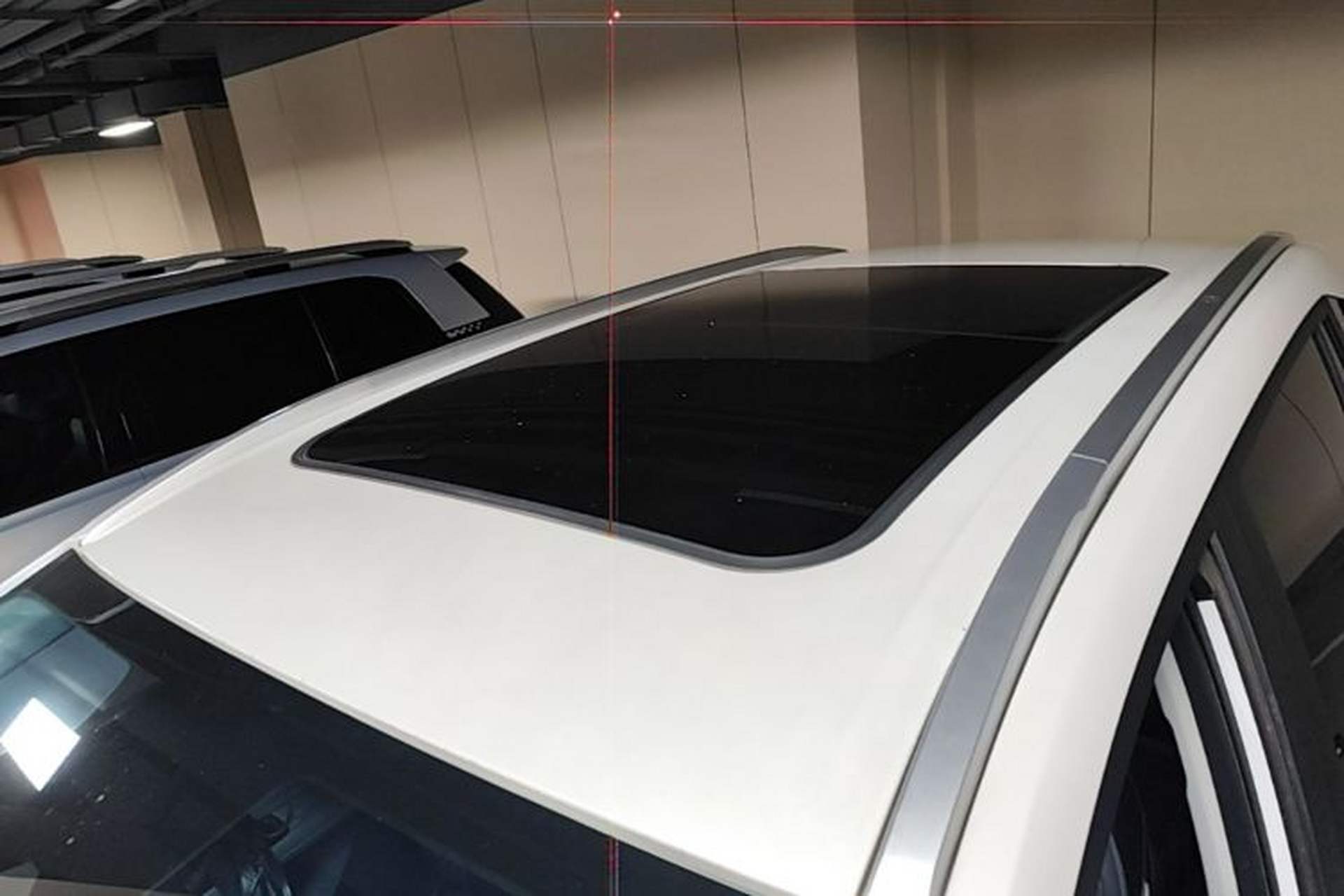 Used AION Y 2023 Plus 510 Smart Edition Roof