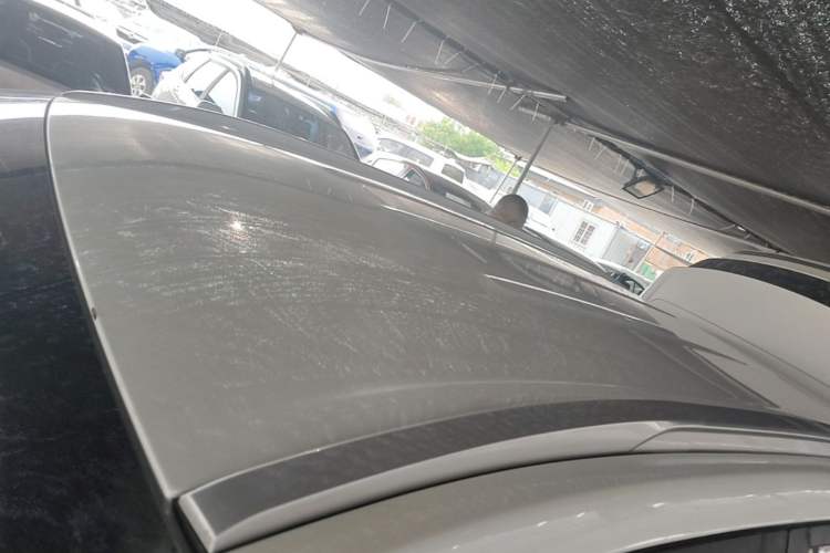 Used AION Y 2023 Younger Roof