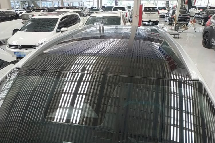 Used AION Y 2023 Plus 510 Smart Edition Roof