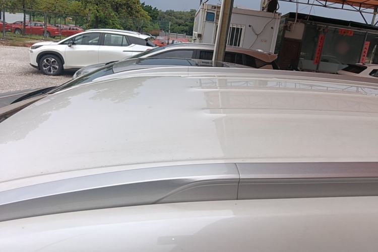 Used AION Y 2023 Plus 610 Enjoy Edition Roof